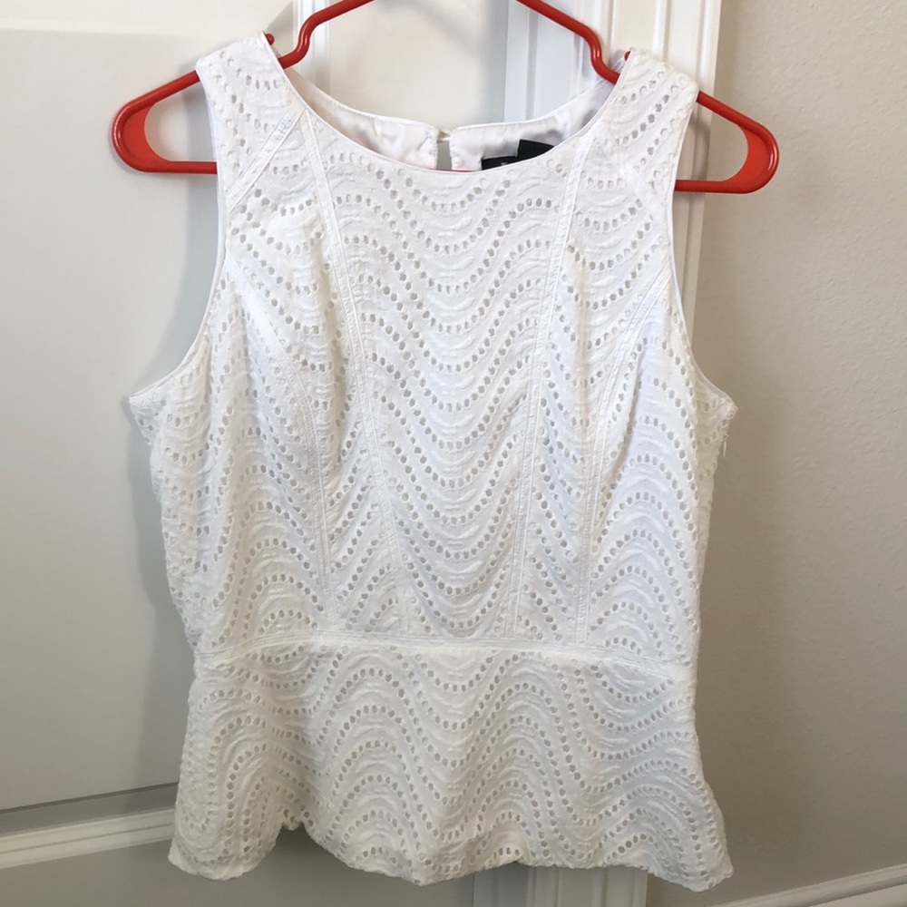 White House black market top